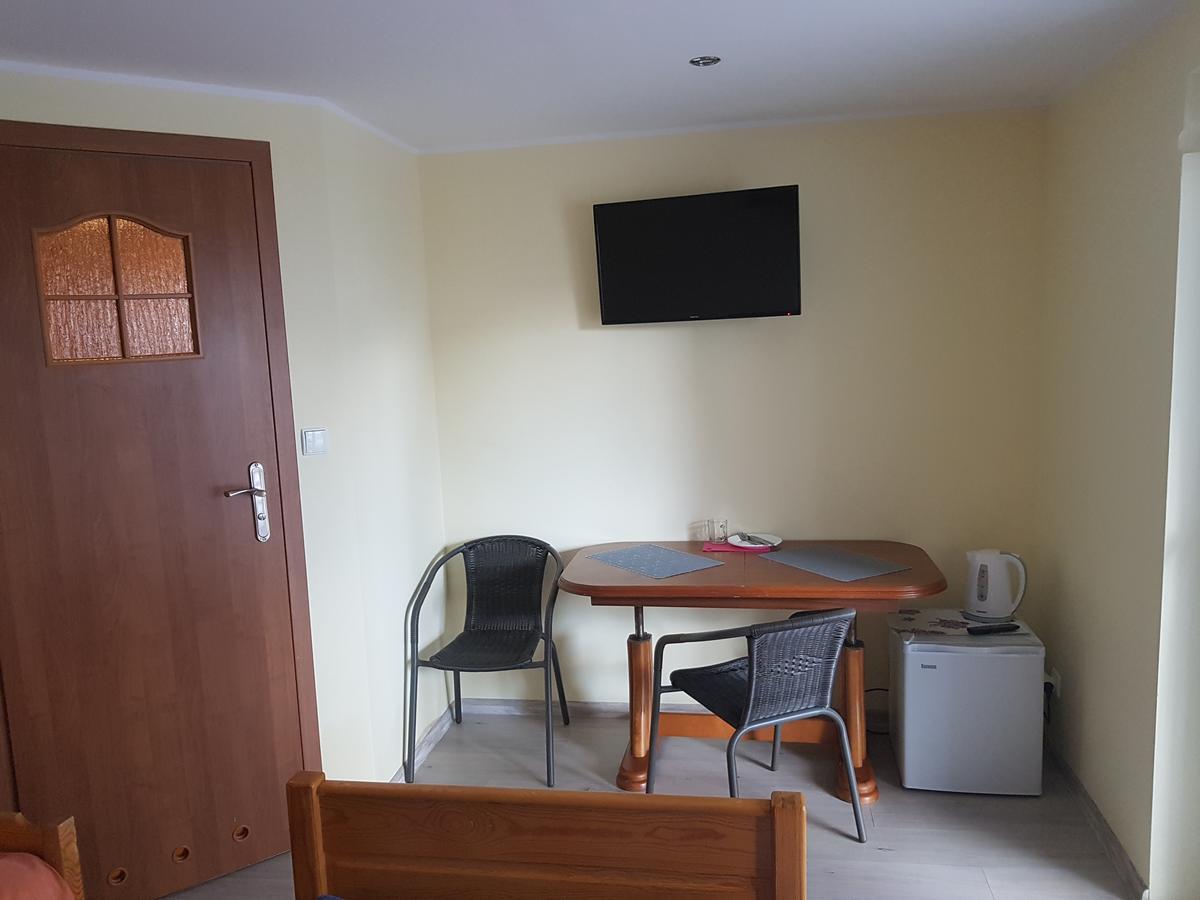 Pokoje Oliwia Apartment Wladyslawowo Exterior photo